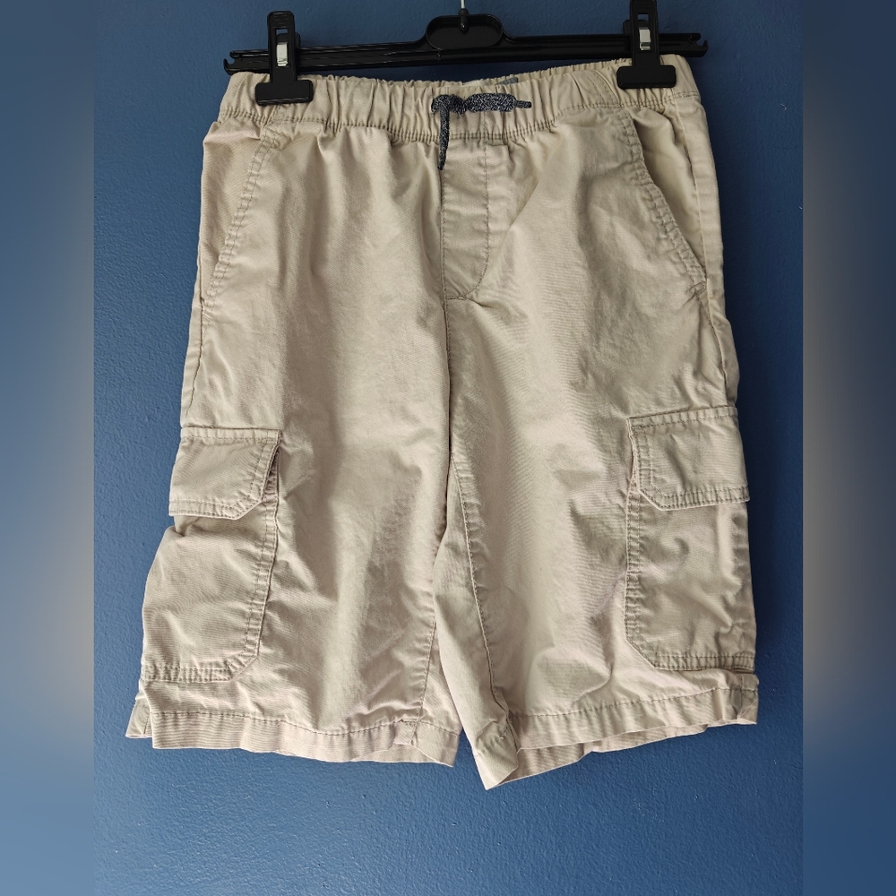 Tan Cargo Shorts - Size XL (14-16)Youth. EUC
